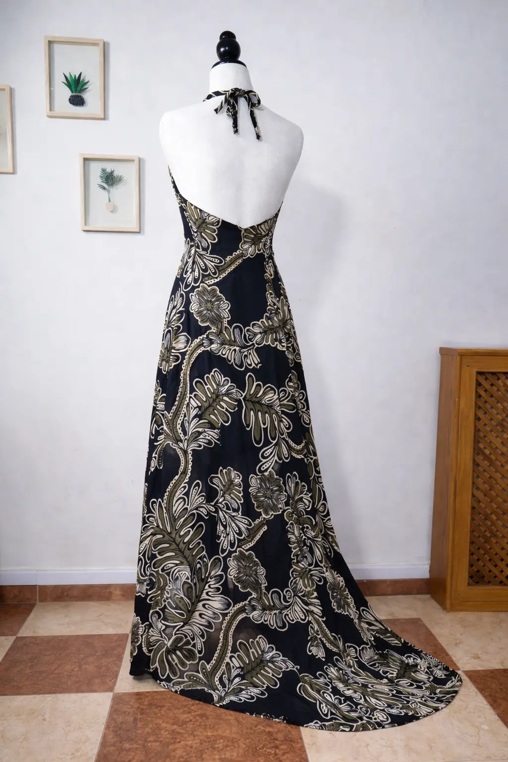 Vestido medida para invitada  Madrid (maniquí) - Karina Falcones